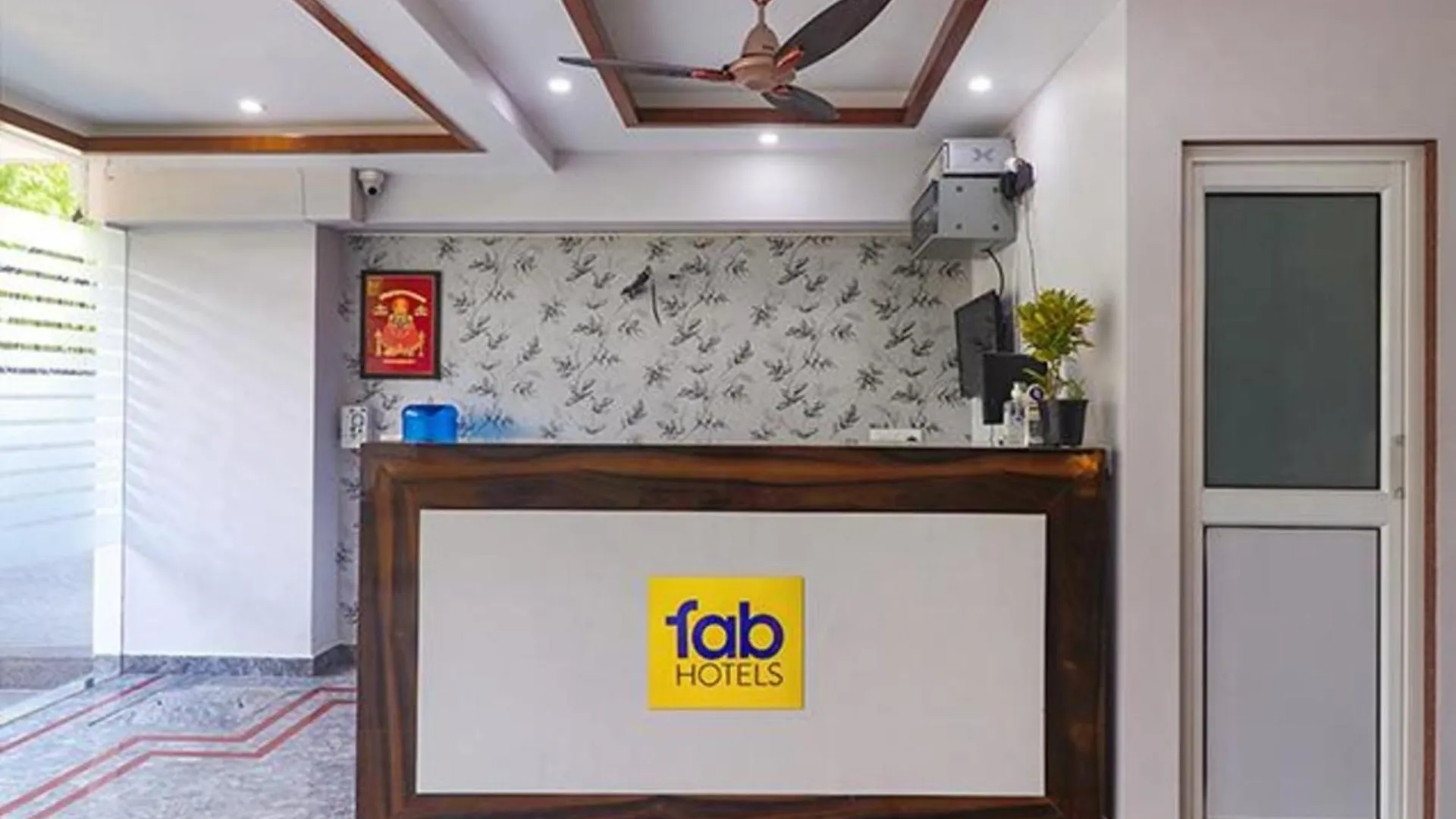 גורגאון Fabhotel Star Corporate Suite 3*,